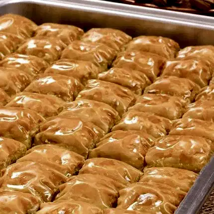 Turkish Baklava with Pistachio Mini Classic